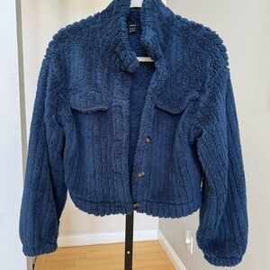 NWOT SHEIN Blue Fleece Cropped Button-Down Jacket, size small